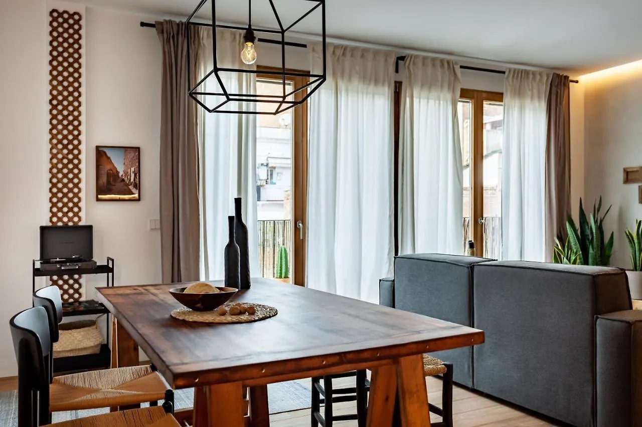 Beni - 1 Bedroom Apartment With Pool And Terrace In Gracia Barcelona 0*,  Spanien