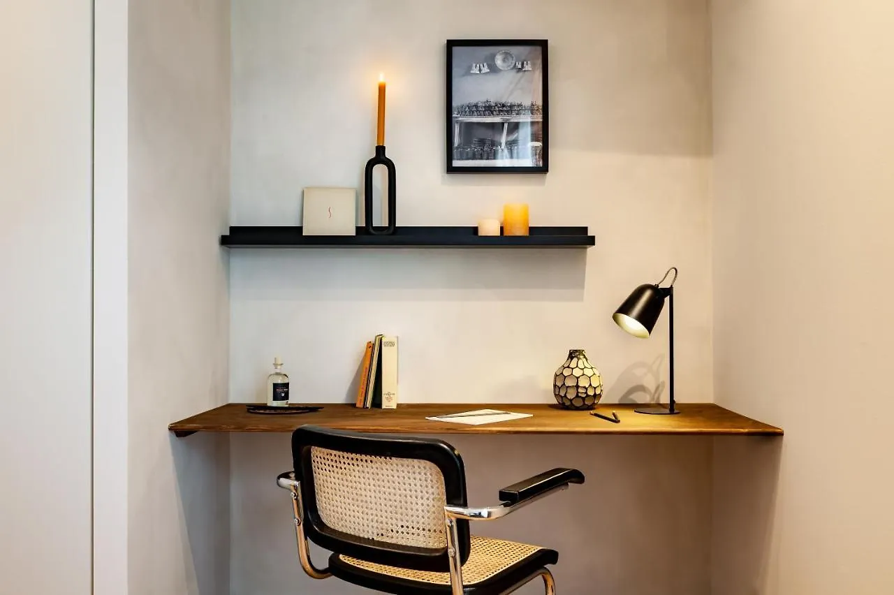 Beni - 1 Bedroom Apartment With Pool And Terrace In Gracia Barcelona 0*,  Spanien